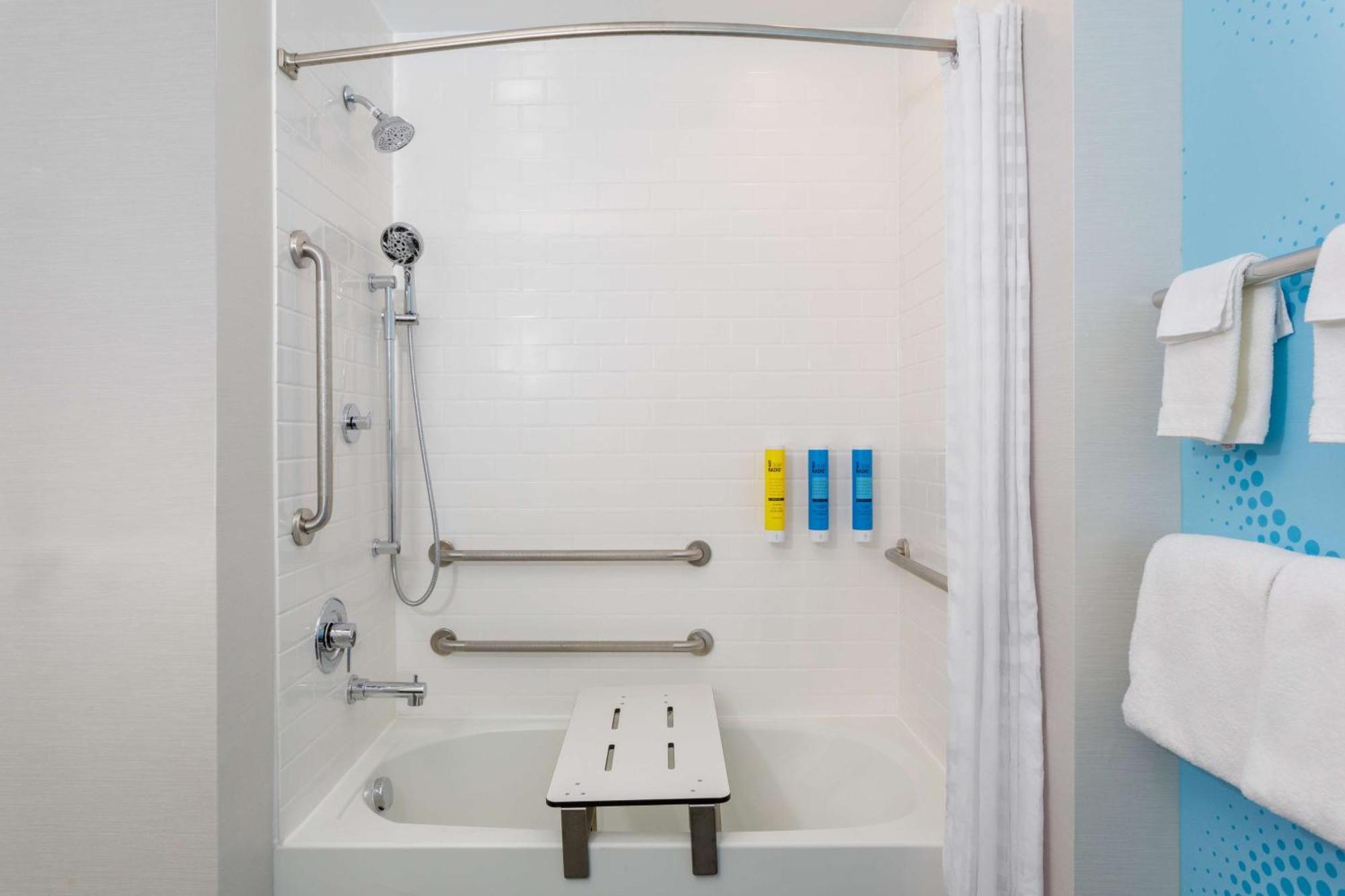Tru By Hilton Panama City Beach Upper Grand Lagoon Ngoại thất bức ảnh